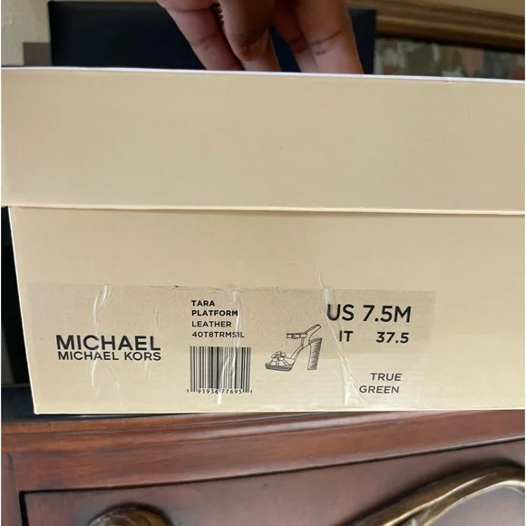 Michael Kors Tara Platform Sandals - Picture 3 of 9